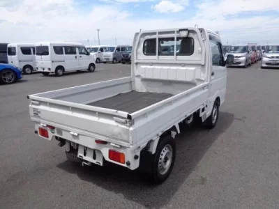 Nissan CLIPPER TRUCK