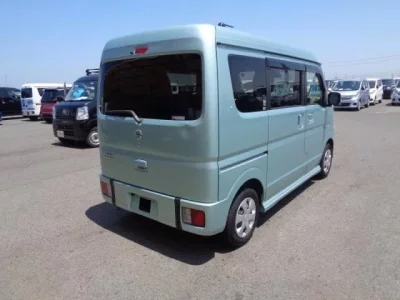 Nissan CLIPPER RIO