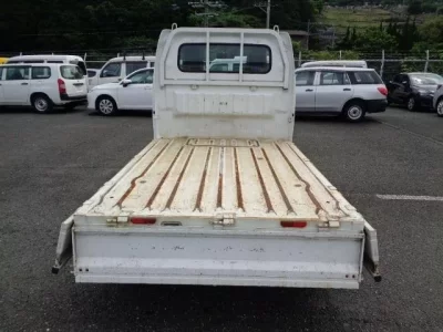 Nissan CLIPPER TRUCK
