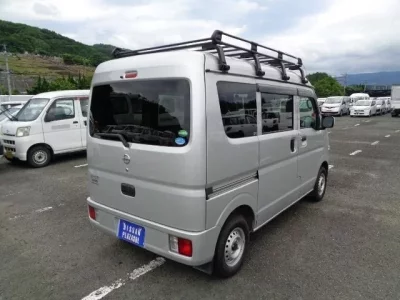 Nissan CLIPPER VAN