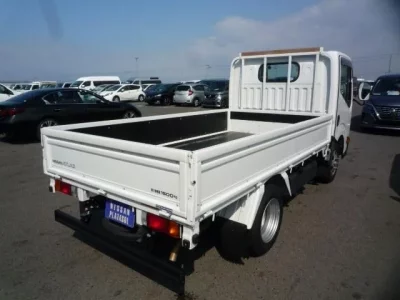Nissan ATLAS
