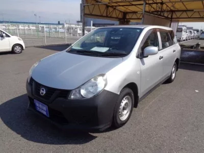 Nissan AD