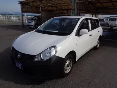 Nissan AD