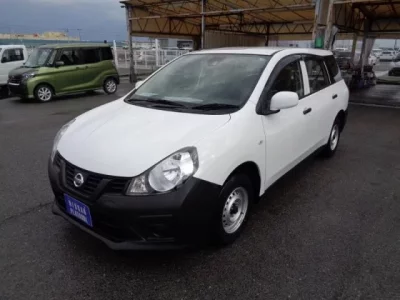 Nissan AD