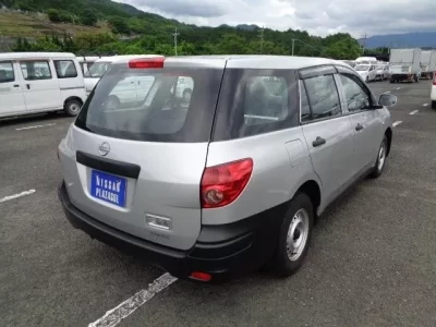 Nissan AD