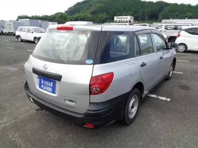 Nissan AD