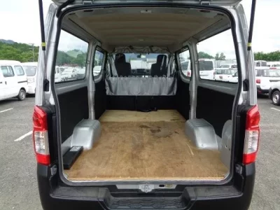 Nissan CARAVAN VAN
