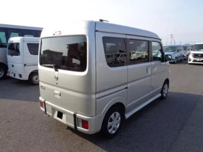 Nissan CLIPPER RIO
