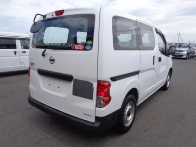 Nissan NV200