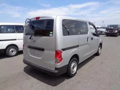Nissan NV200