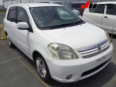 Toyota RAUM