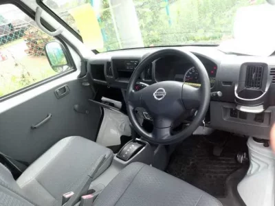 Nissan CLIPPER TRUCK