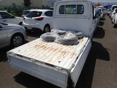 Nissan CLIPPER TRUCK