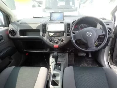 Nissan AD