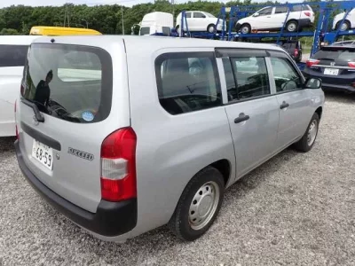 Toyota SUCCEED