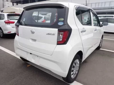Daihatsu MIRA E S