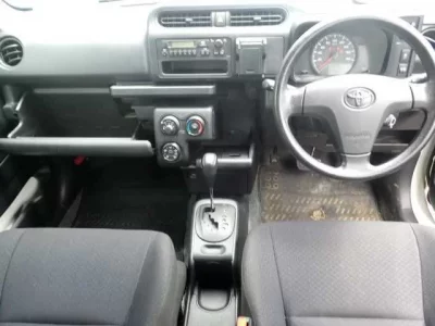 Toyota SUCCEED