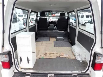 Mazda BONGO VAN