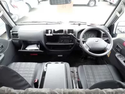 Mazda BONGO VAN
