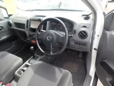 Nissan AD
