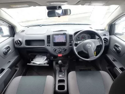 Nissan AD