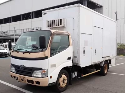 Toyota DYNA