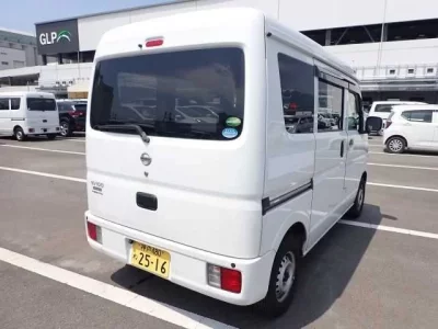 Nissan CLIPPER VAN
