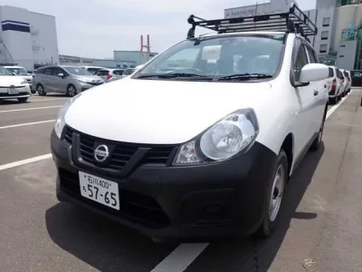 Nissan AD