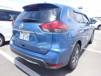 Nissan X-TRAIL