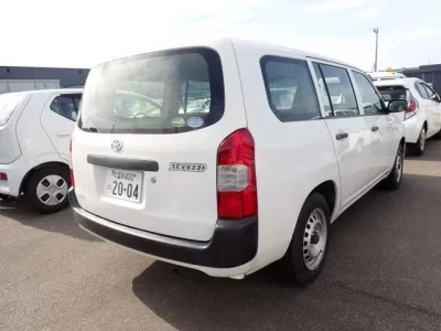 Toyota SUCCEED