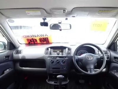 Toyota SUCCEED