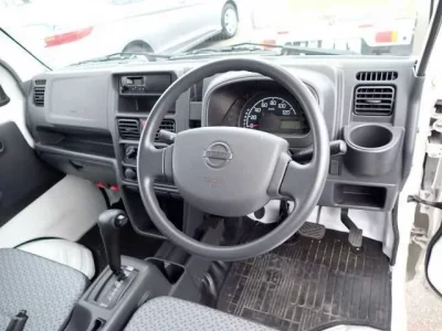 Nissan CLIPPER TRUCK