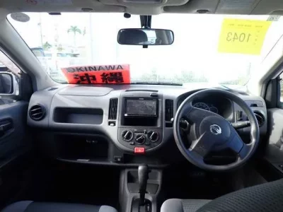 Nissan AD