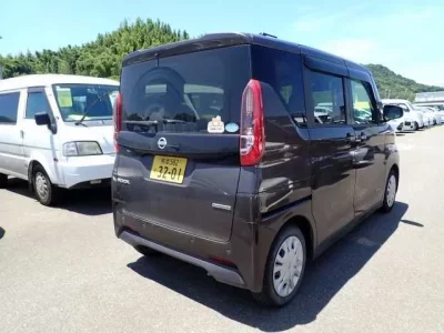 Nissan ROOX