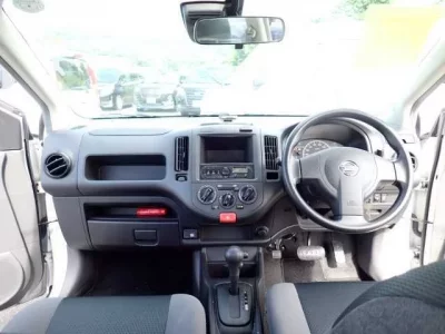 Nissan AD