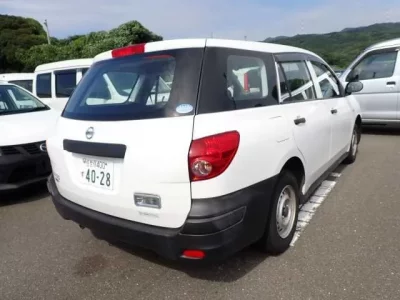 Nissan AD