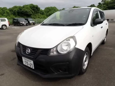 Nissan AD