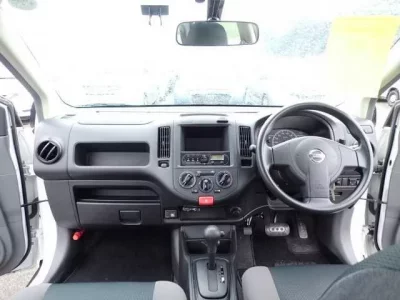Nissan AD