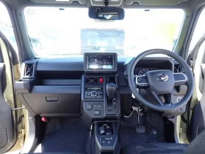 Daihatsu TAFT