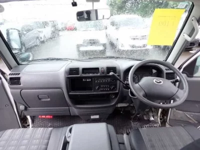 Mazda BONGO VAN