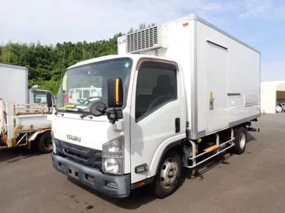Isuzu ELF