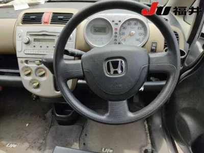 Honda LIFE