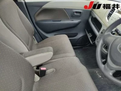 Mazda FLAIR
