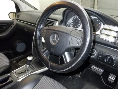 Mercedes-Benz B CLASS