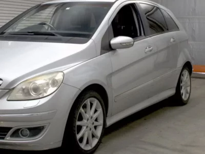 Mercedes-Benz B CLASS