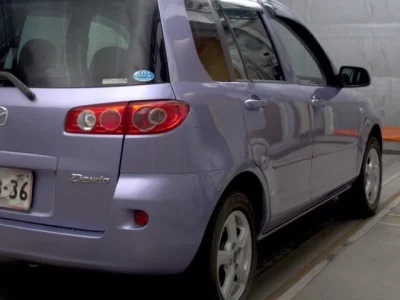Mazda DEMIO