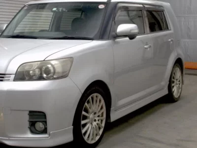 Toyota COROLLA RUMION