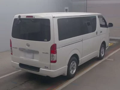 Toyota REGIUS ACE VAN