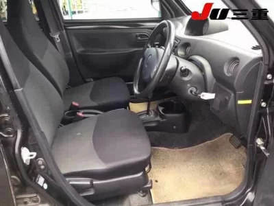 Daihatsu Esse