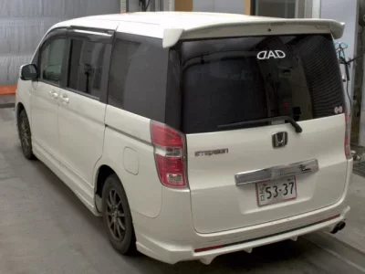 Honda STEP WAGON